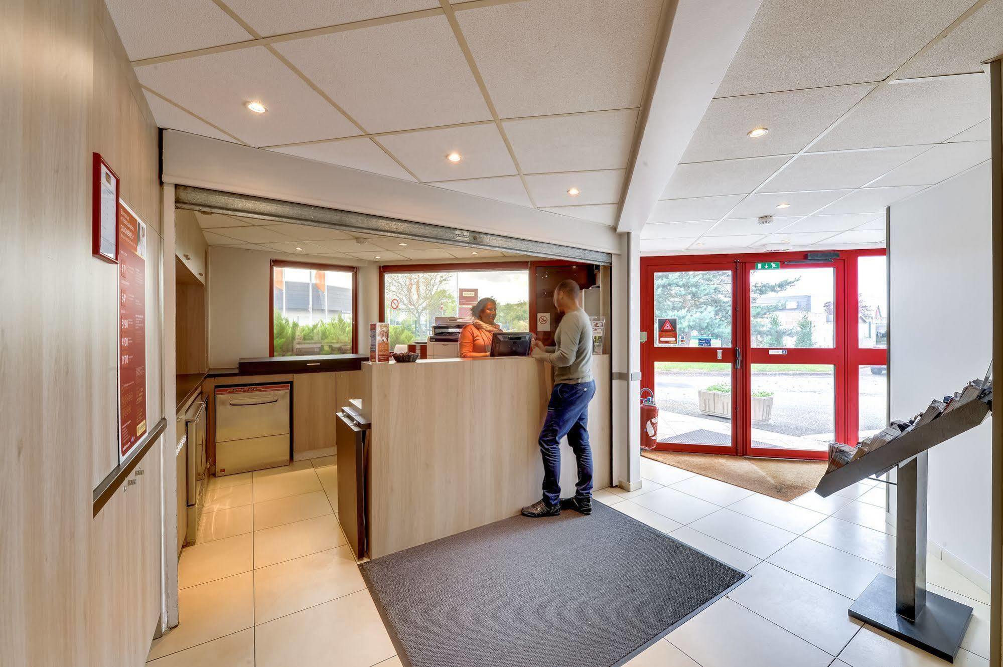 Welcomotel Coignières מראה חיצוני תמונה