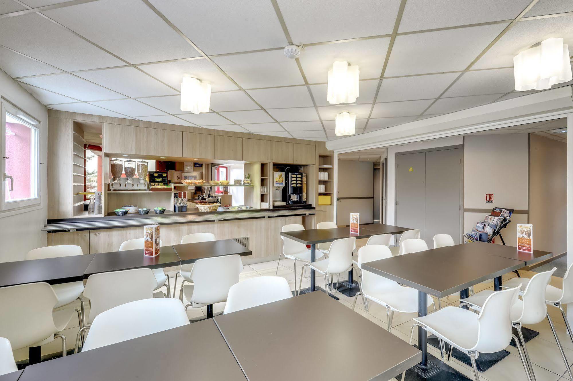 Welcomotel Coignières מראה חיצוני תמונה