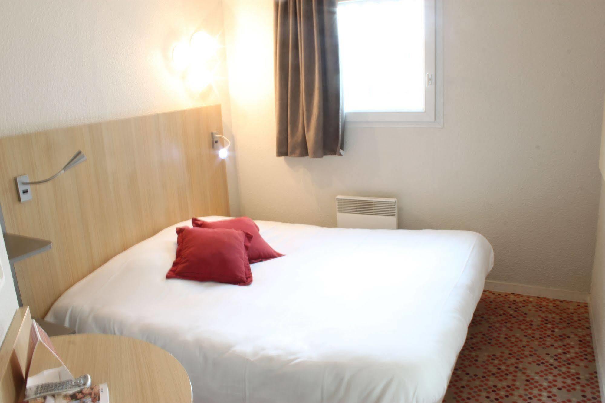 Welcomotel Coignières מראה חיצוני תמונה